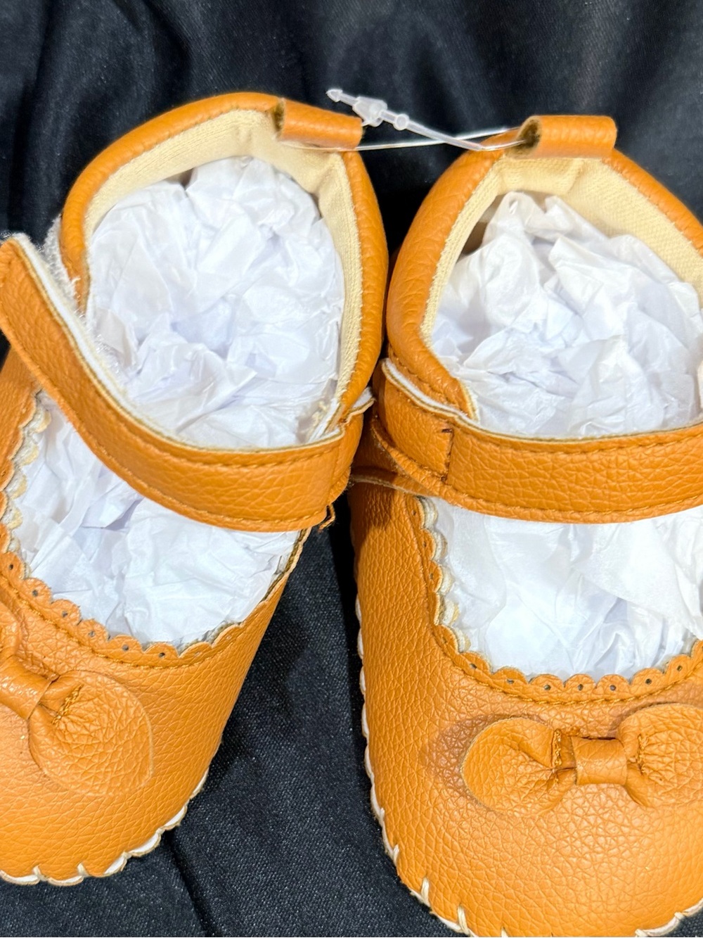Lucky Brand Orange Toddler Mary Jane Shoes with Bow baby size 4